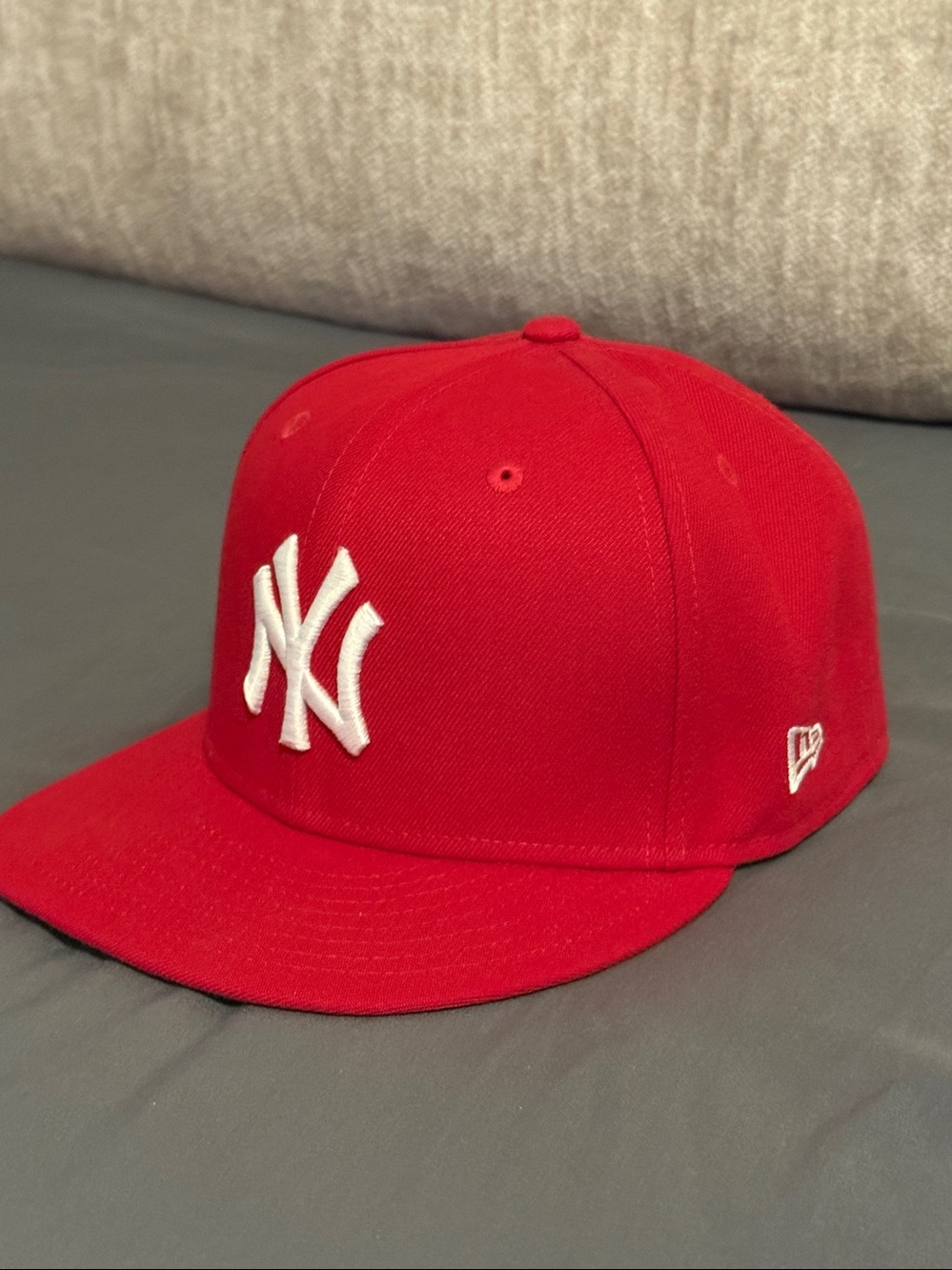 New York Yankees Hat - Picture 6 of 11